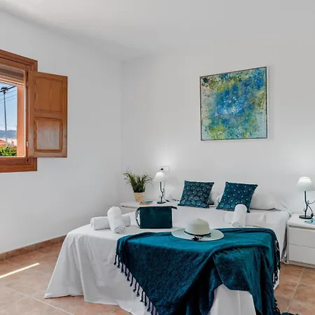 Caseta De Sau - Plusholidays Villa