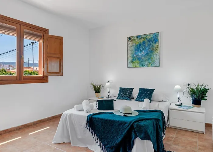 Caseta De Sau - Plusholidays Villa